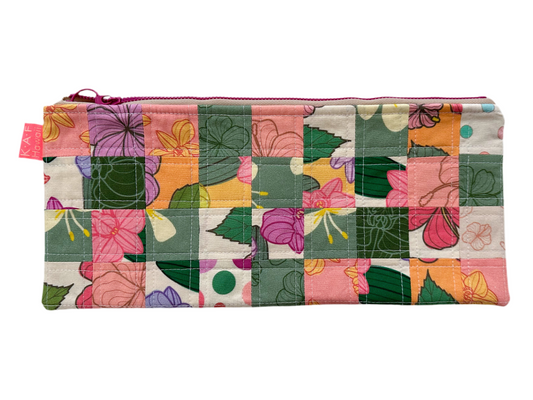 XL Backyard Paradise quilt zip bag