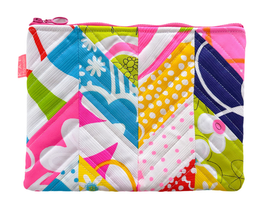 Vintage fabric quilt zip bag