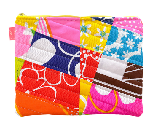 Vintage fabric quilt zip bag