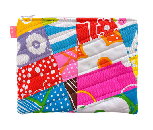 Vintage fabric quilt zip bag