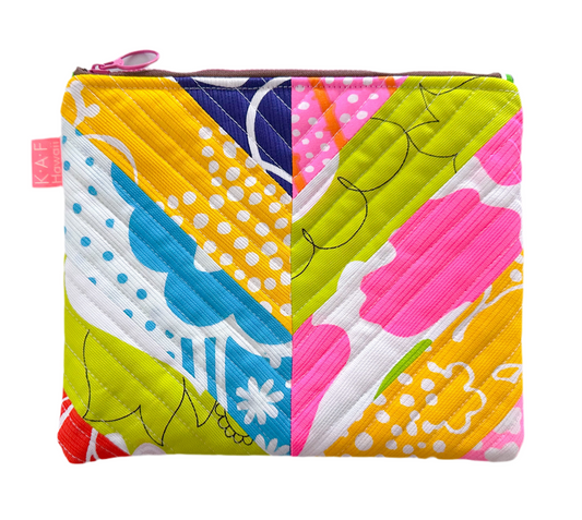 Vintage fabric quilt zip bag